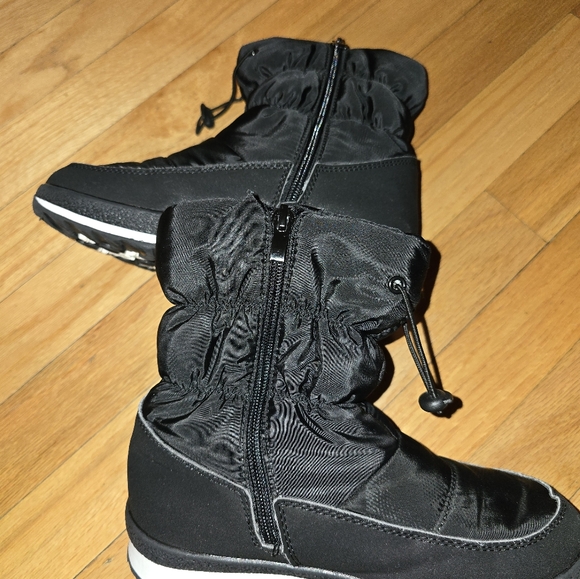 Black size 1 Snow Boats - Picture 3 of 5